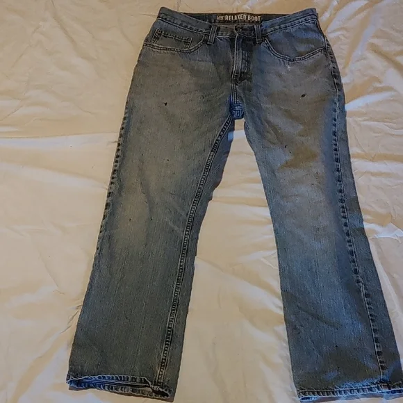 Lee Boot Cut Distressed - Picture 2 of 11